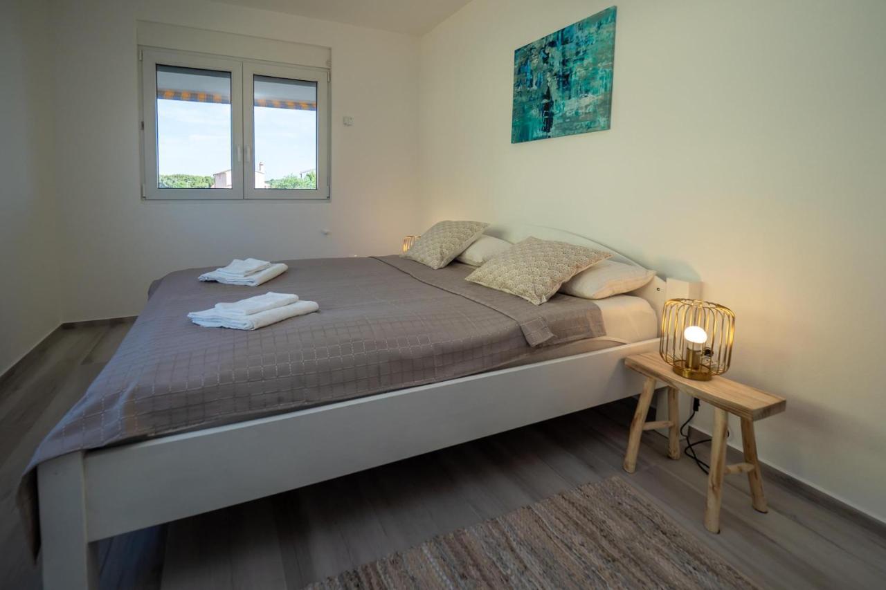 Apartments Domic Banjole Εξωτερικό φωτογραφία
