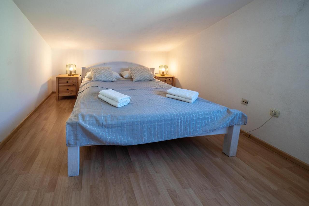 Apartments Domic Banjole Εξωτερικό φωτογραφία